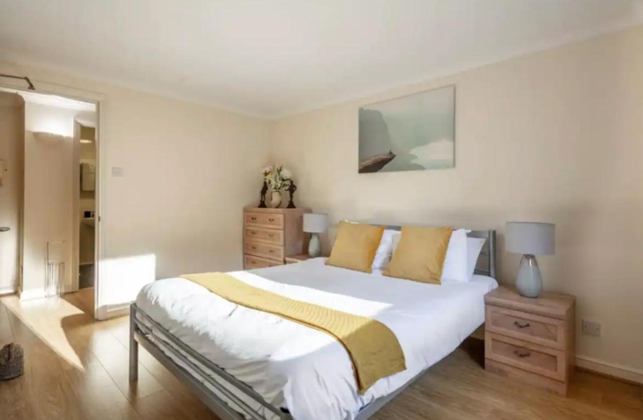 לונדון 1 Bedroom Flat With Free Parking מראה חיצוני תמונה